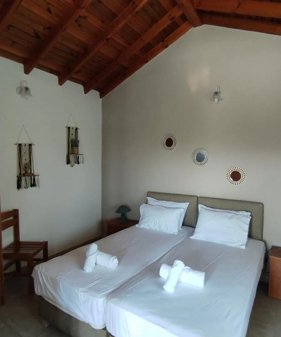 Katerina Rooms1 Nea Kallikrateia